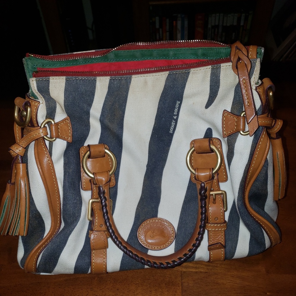 Dooney & Bourke